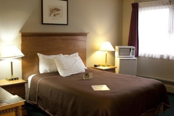 Hotel Port Alberni, BC - Ocean Marina Hotel | Port Alberni